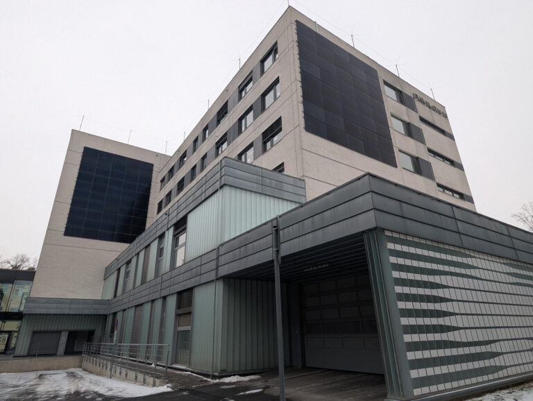 Fotovoltaika Slezská nemocnice Opava | BOSS engineering, spol. s r.o. | Bučovice u Brna